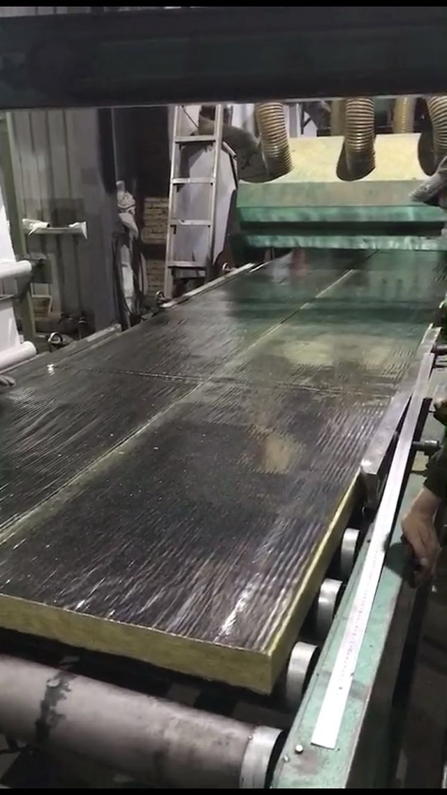 说说驻马店岩棉板的特性介绍