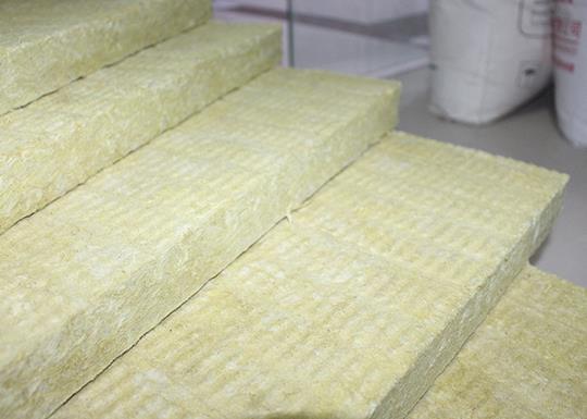 驻马店岩棉板有哪些施工技巧？